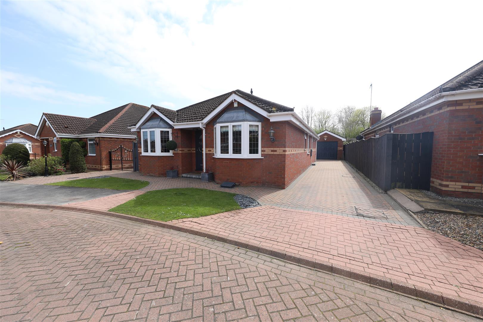 Property & Houses for Sale & Let in Hull Symonds & Greenham